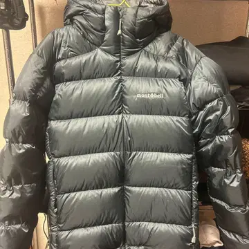 mont-bell 라이트 알파인 다운 자켓