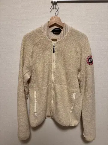 Canada Goose 플리스 자켓 크림