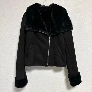 ROYAL PARTY 페이크 무스탕 자켓 블랙