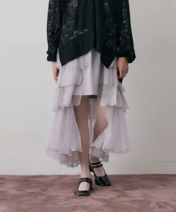 J1U LA BELLE ETUDE 티어드 프릴 피쉬 테일 스커트