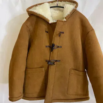 빔즈 구매 브라운 후드 부착 무스탕 코트