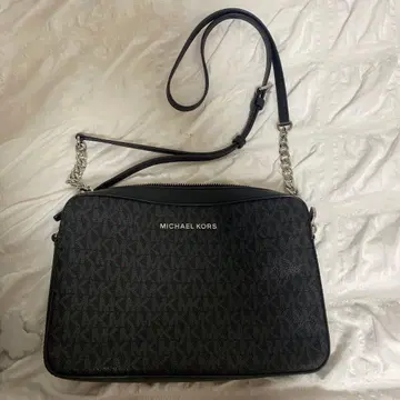 MICHAEL KORS 블랙 숄더백