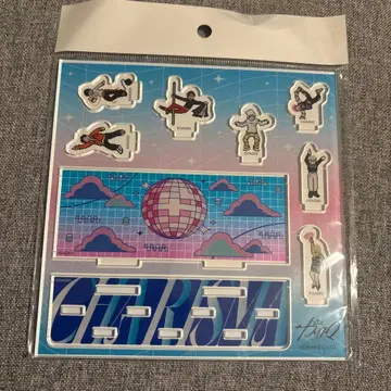 카리스마 돈키호테 콜라보 미니 캐릭터 아크릴 디오라마