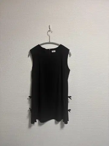 시마리 cccmalie 슬리브리스 사이드 리본 탑 38 블랙