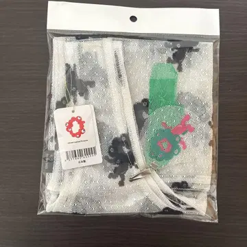 블랙 미야쿠미야쿠 레이스 오샤레 백 모노톤 컬러 클립: 그린