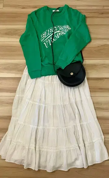 윔 가젯 프린트 로고 쭈리 풀오버 그린