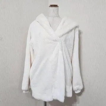 푹신푹신 홈웨어 후드티 (L) 화이트 따뜻한 겉옷 룸웨어 넉넉한