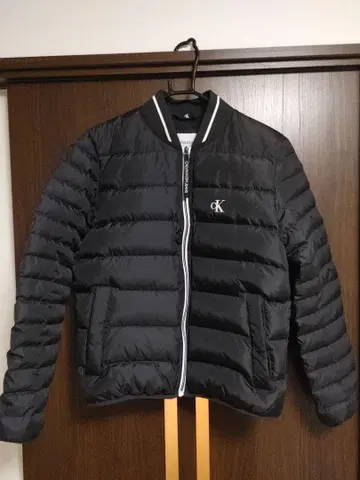 CALVIN KLEIN JEANS 자켓 다운