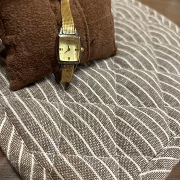 아가 여성용 시계