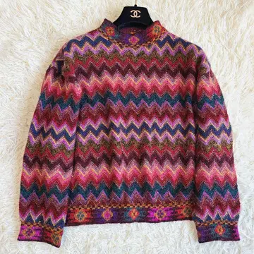 컨디션 최상 L 미쏘니 니트 터틀넥 오렌지 택 지그재그 멀티