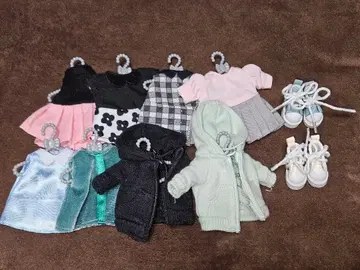 이마리용 의류 스니커즈