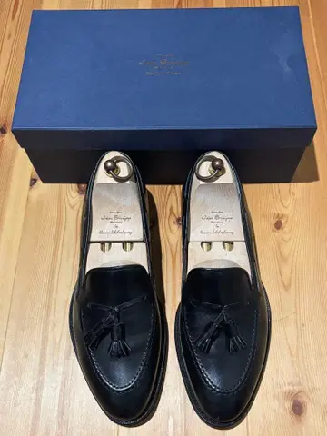 [ 새상품급 ] Jalan Sriwijaya 태슬 로퍼 42 블랙