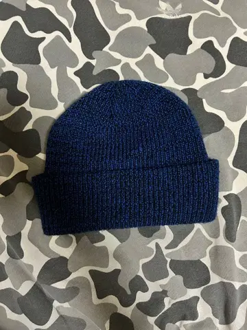 blue beanie archive 00's