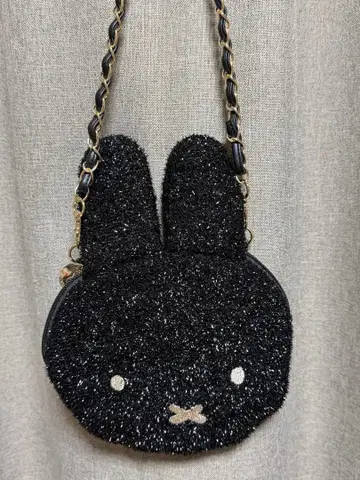 오파크 클립 콜라보, 미피 미니백