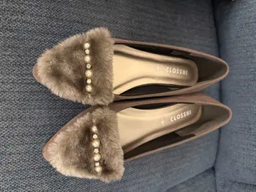 브라운 퍼 펌프스