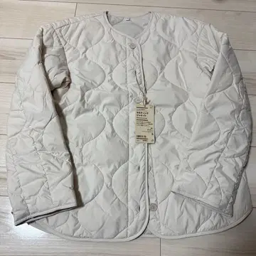 미사용 새상품 무인양품 아이보리 퀼팅 자켓 S 사이즈