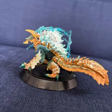 몬스터 헌터 스탠다드 모델 진오우거 과충전 피규어