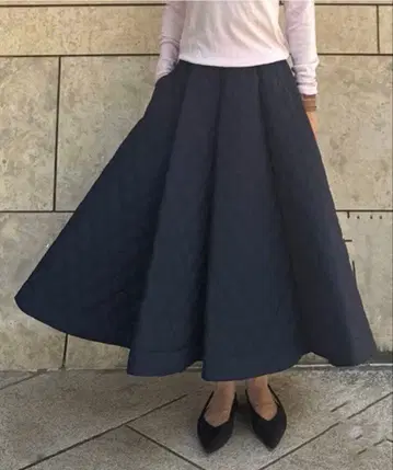 젠느 기능 충전솜 퀼팅 스커트 M 블랙