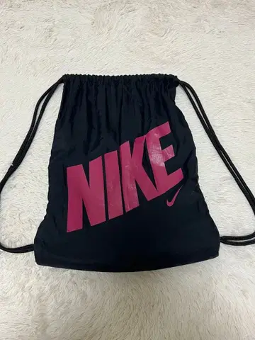 Nike 냅색 블랙/핑크