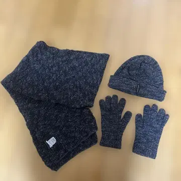 헌팅월드 머플러&장갑&모자 세트