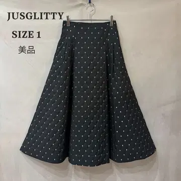 새상품급 JUSGLITTY 저스길리티 도트 퀼팅 스커트 1