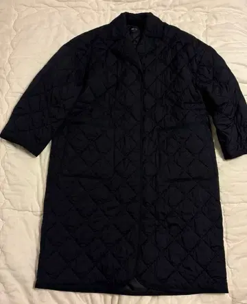 유니클로 퍼프테크 오버사이즈 코트