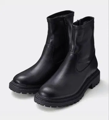 GU 울트라 스트레치 볼륨 밑창 숏부츠 24.5cm