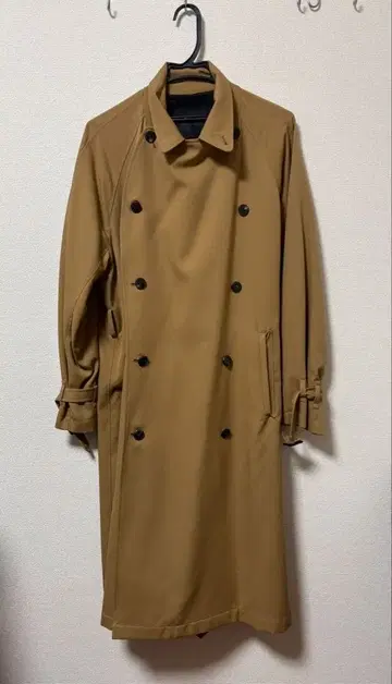 ES:S 베이지 더블 브레스트 트렌치코트 2 사이즈