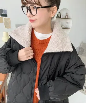 moment+ 카라 보아 지퍼 퀼팅 블루종