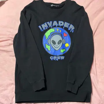 A'GEM/9 블랙 크루넥 트레이닝복