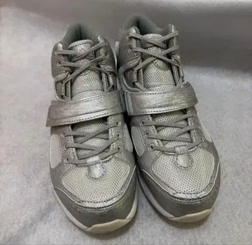 미사용 새상품 라이카 신발 US6.5 23.3