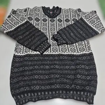 VAN 기하학 패턴 니트 스웨터 M 사이즈