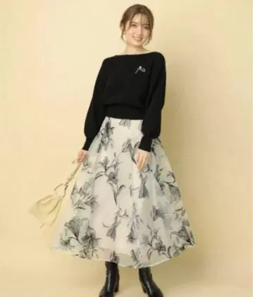 아푸와이저 리셰 릴리 플로키 플레어 스커트