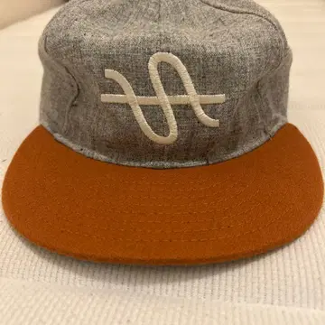 그레이/오렌지 미국제 에베츠필드 캡