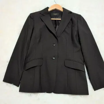 Leitham 블랙 블레이저 2버튼