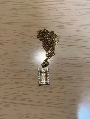 골드 크리스탈 펜던트 목걸이