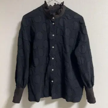 [ 새상품급 ] MAGALI 도트 자카드 블랙 블라우스