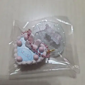 메조피아노 산리오 시크릿 참 시나몬