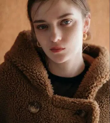 [ 완판템 ] KARRY long boa coat 롱 보아 코트