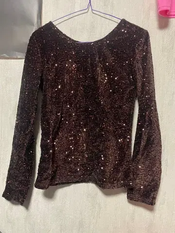 브라운 스팽글 긴팔 상의