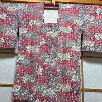 도행 코트, 긴 길이, 꽃무늬 빨간색 계열, 새상품급, 새상품