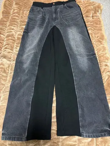 GHIBLI 절개 와이드 팬츠 맨투맨 데님