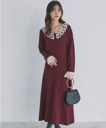 새상품 2WAY 레이스 카라 부착 니트 원피스