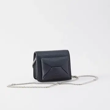 블랙 가죽 숄더백 ADD CULUMN