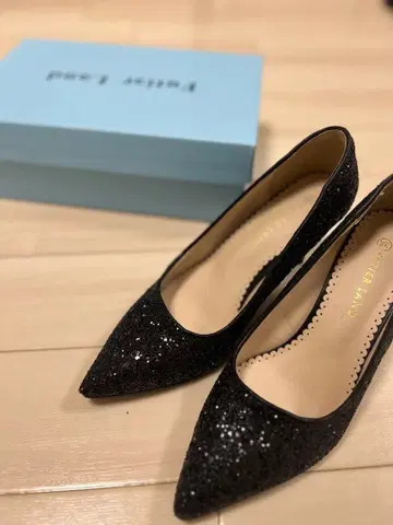 블랙 글리터 스틸레토 펌프스