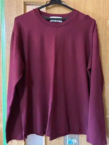 MEN'MELROSE 버건디 긴팔 T셔츠 크림슨 컬러