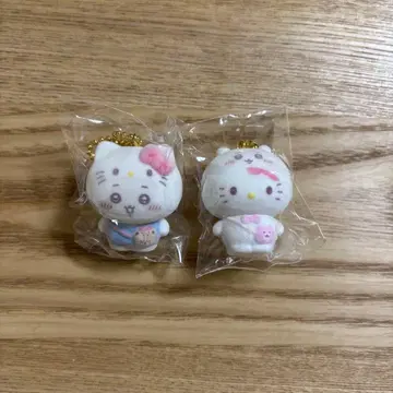 산리오 치이카와 (먼작귀) 시크릿 플로키 마스코트 참 치이카와, 키티