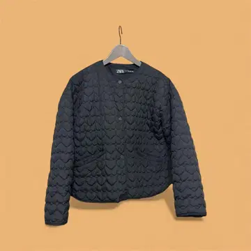 ZARA 블랙 하트 퀼팅 자켓