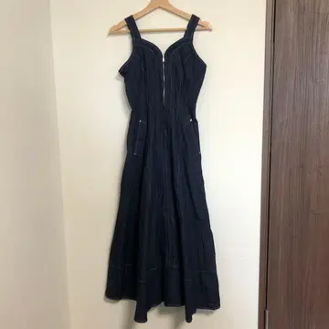 새상품급 dazzlin 오버롤 스커트 스티치 오버롤 스커트