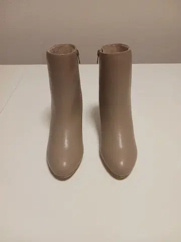 다이애나 숏 부츠 (23cm) 새상품